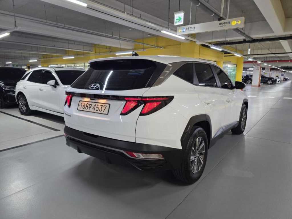 2023 Hyundai Tucson Hybrid - Miniatura 3
