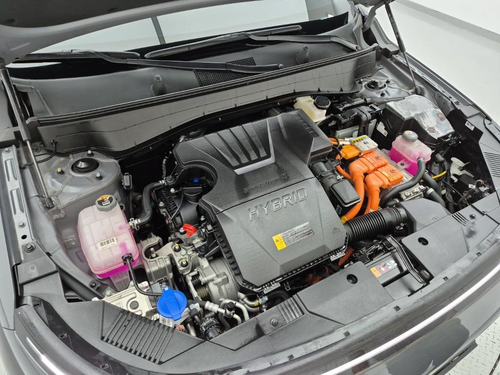 2025 Hyundai Kona New Gris - Miniatura 6