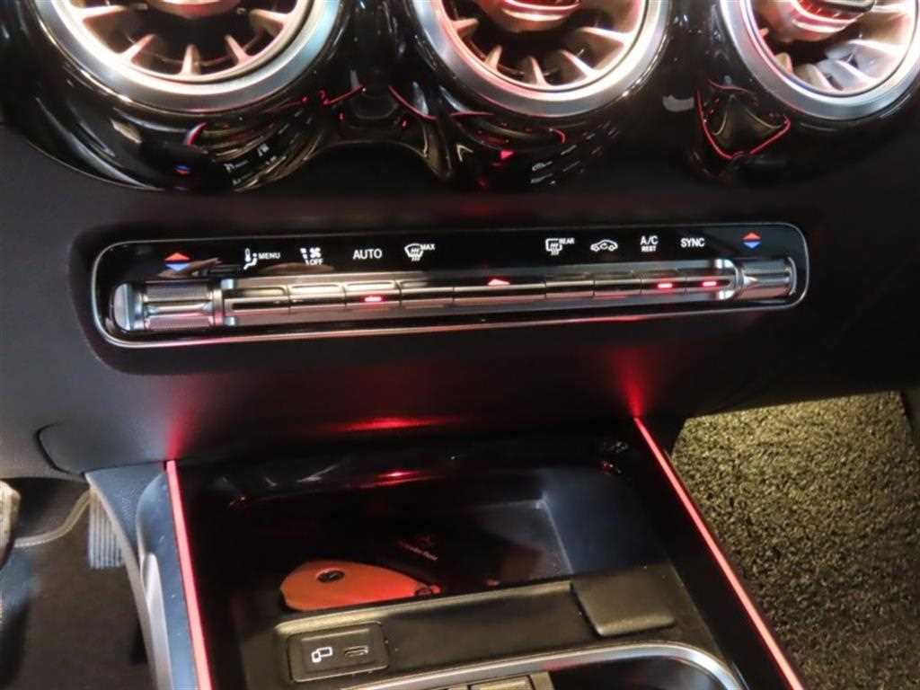 2022 Mercedes-Benz GLB Mercedes Benz Class Ref 427699 Diesel - Miniatura 8