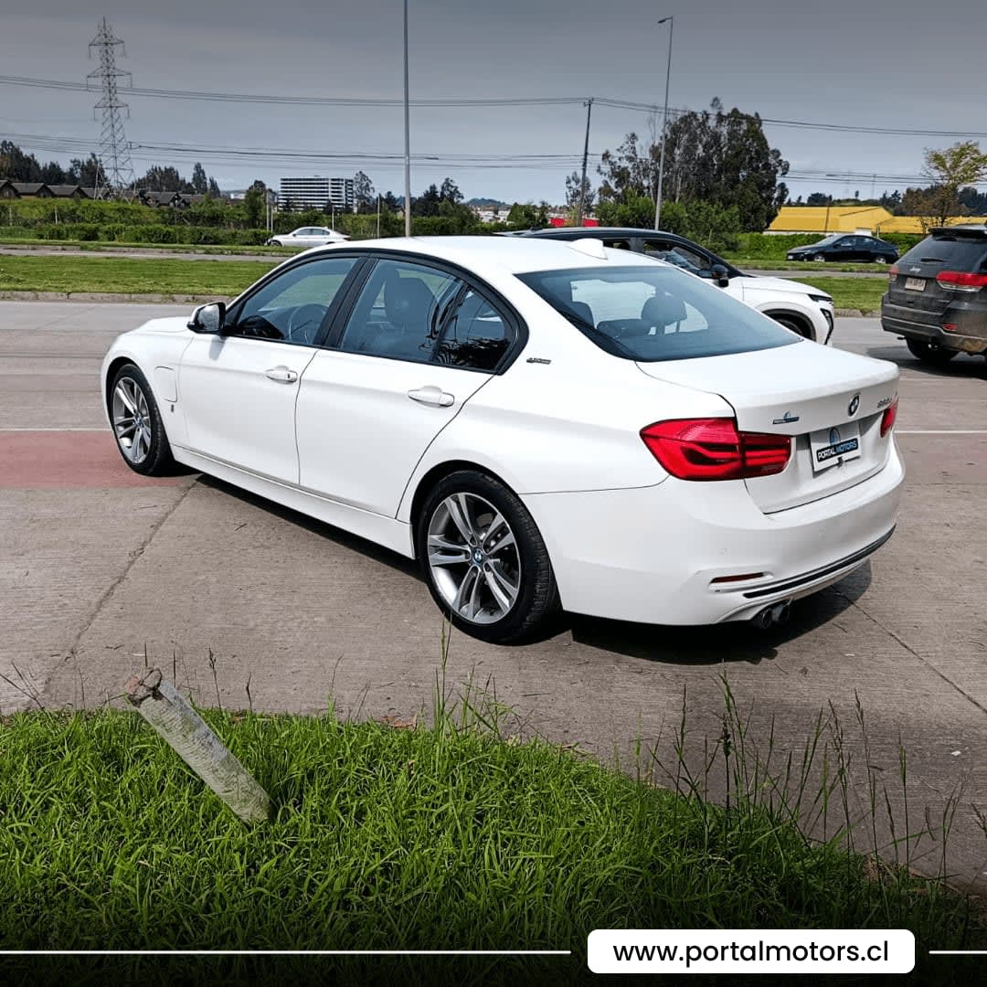 2017 BMW 330 E - Miniatura 3
