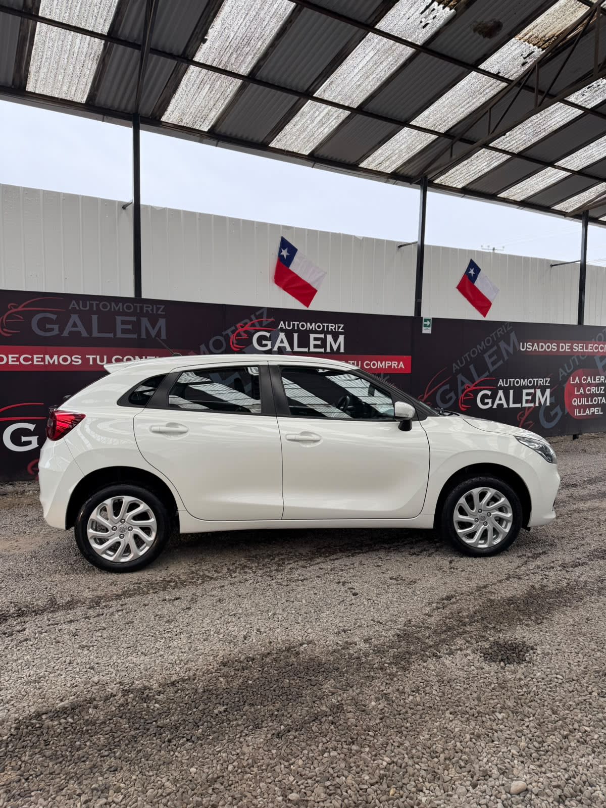 2023 Suzuki Baleno Blanco - Miniatura 4