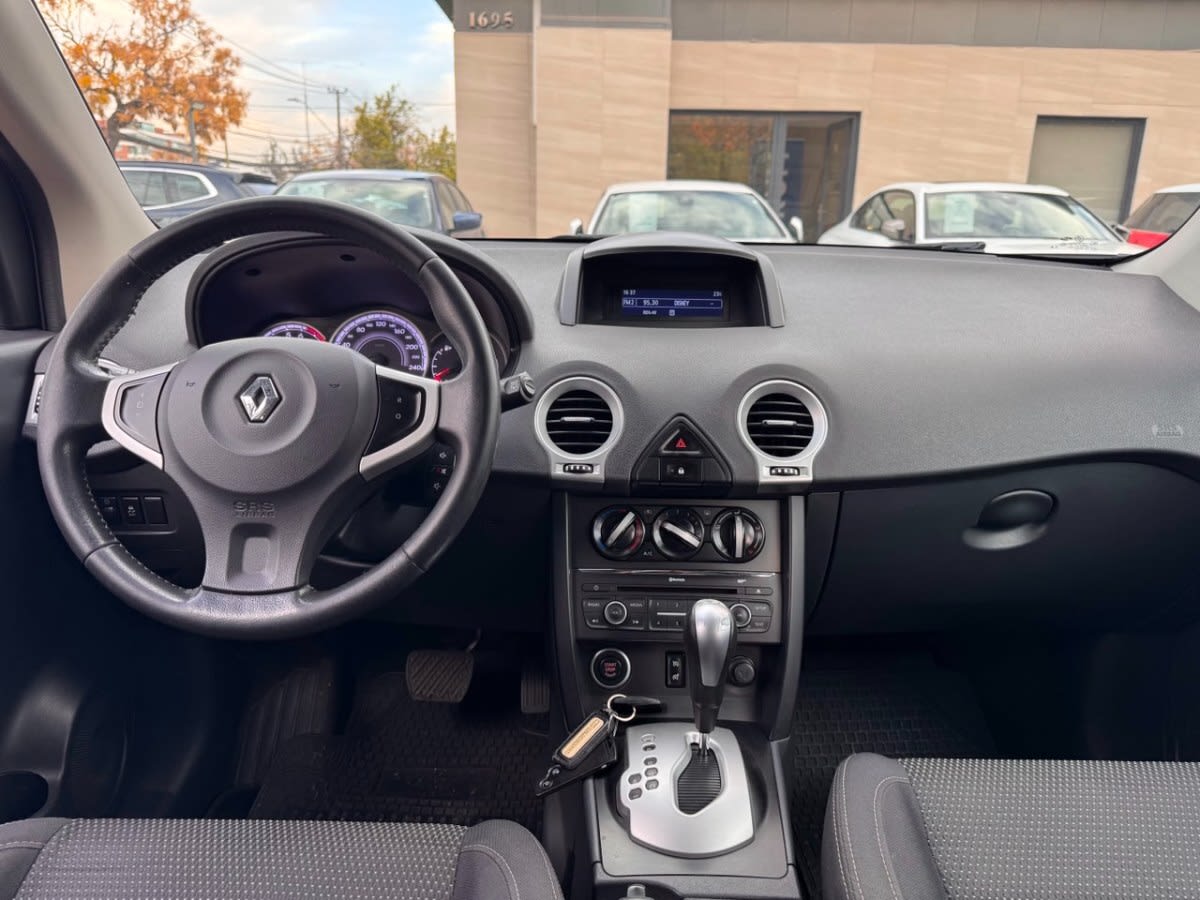 2016 Renault Koleos EXPRESSION Plata - Miniatura 10