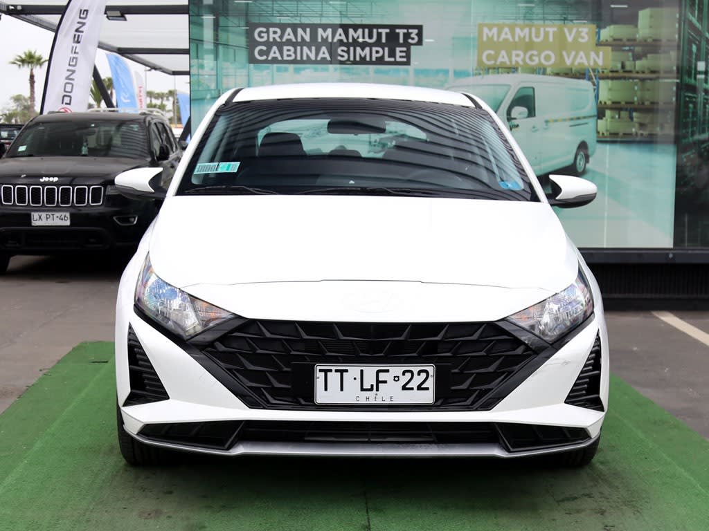 2025 Hyundai I20 1.4 - Miniatura 2