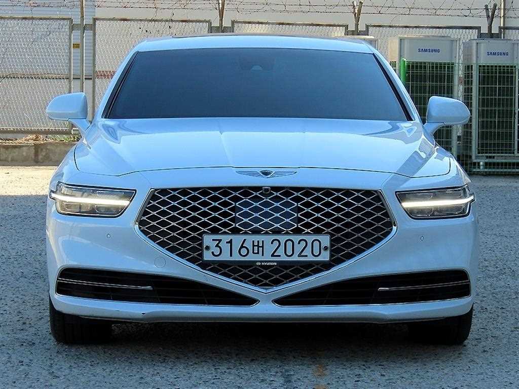 2019 Genesis G90 3.8 - Imagen 1