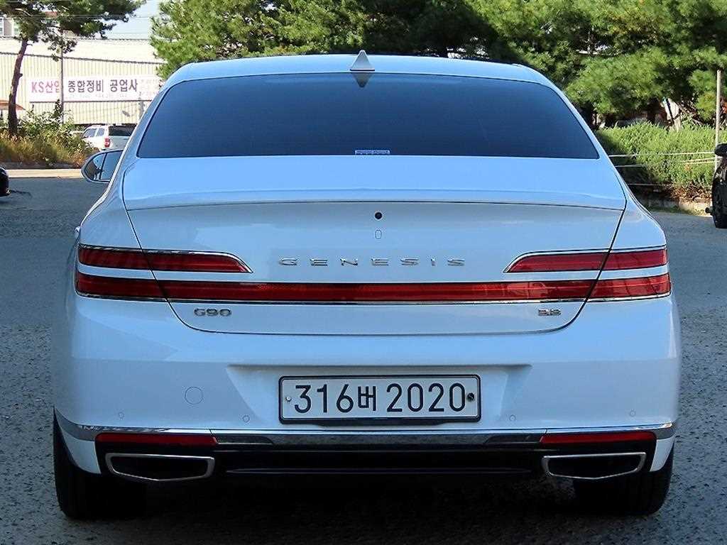 2019 Genesis G90 3.8 - Miniatura 4