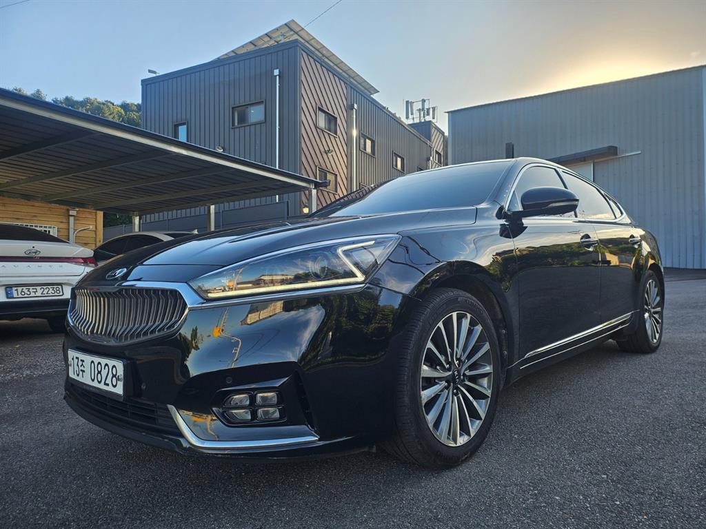 2016 Kia K7 2.4 Negro - Imagen 1