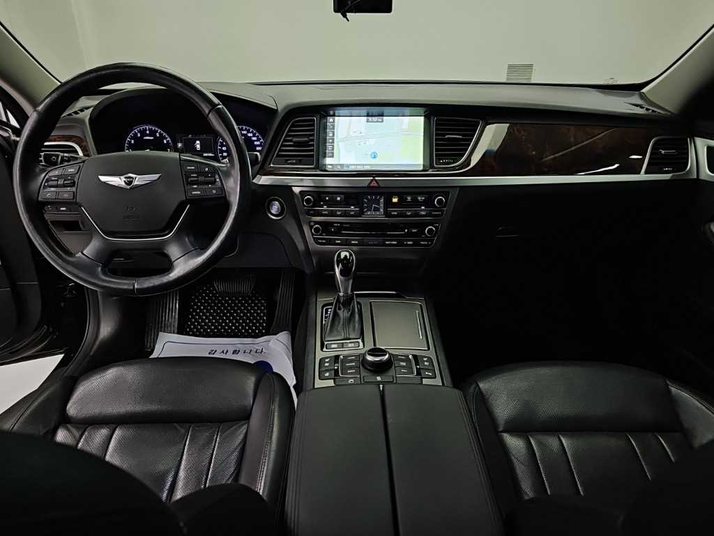 2016 Hyundai Genesis DH Negro - Miniatura 7