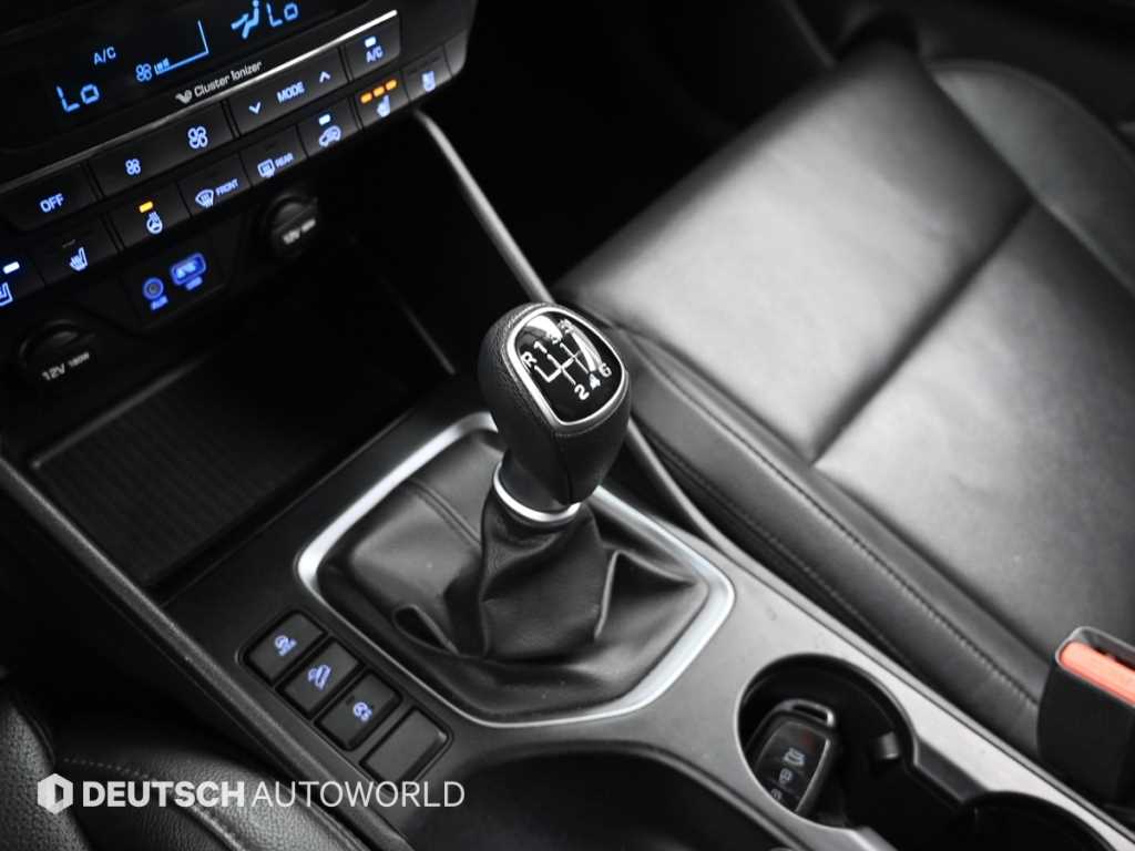 2017 Hyundai Tucson Diesel Gris - Miniatura 9