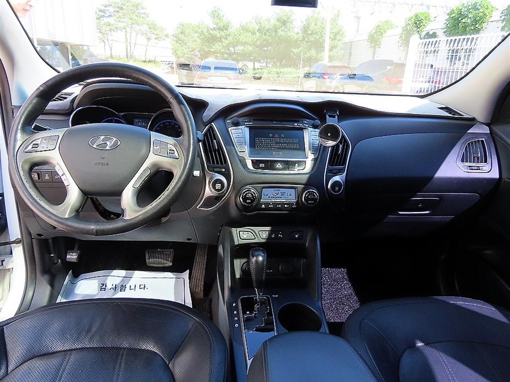 2013 Hyundai Tucson ix Blanco - Miniatura 7