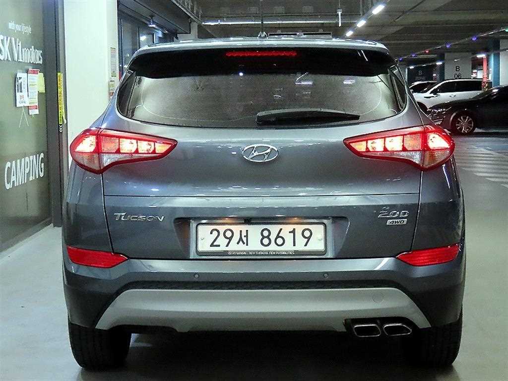 2018 Hyundai Tucson Diesel Gris - Miniatura 5