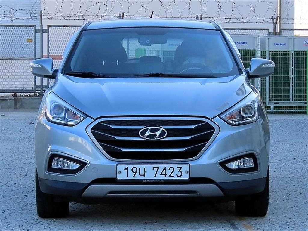 2014 Hyundai Tucson iX Gris - Imagen 1