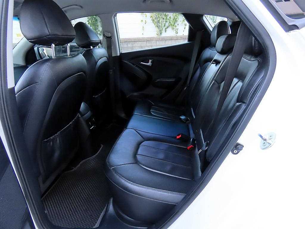 2015 Hyundai Tucson iX Blanco - Miniatura 6