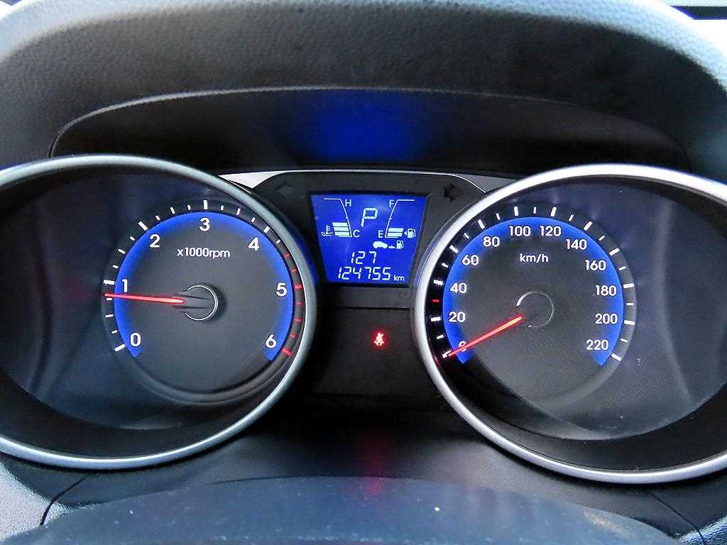 2015 Hyundai Tucson iX Blanco - Miniatura 9
