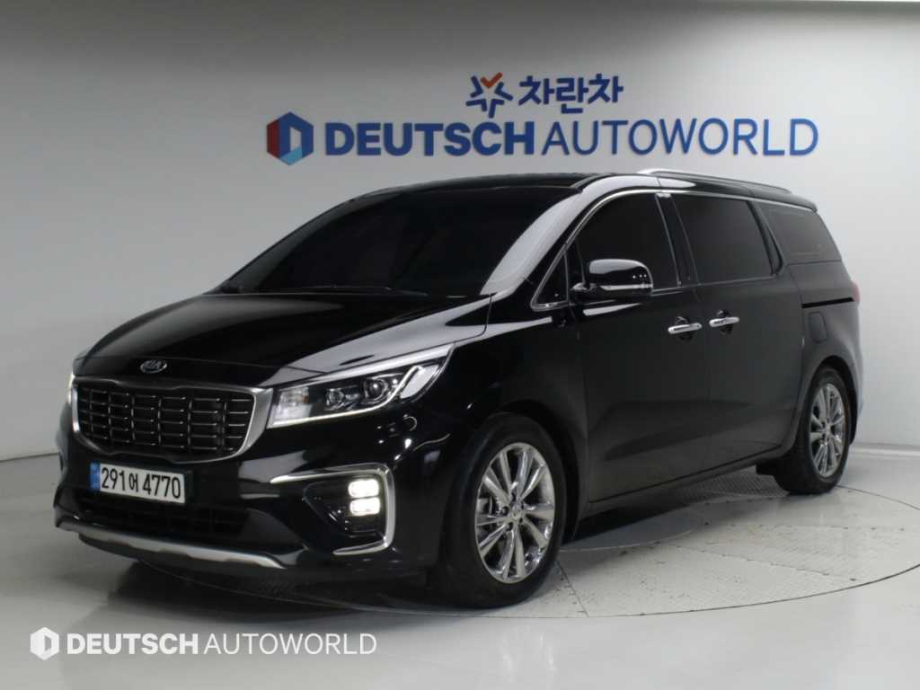2019 Kia Carnival Diesel Negro - Imagen 1