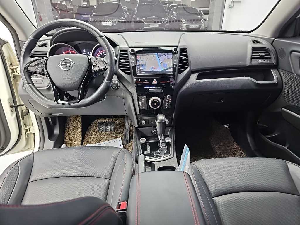 2018 SsangYong Tivoli Air - Miniatura 7