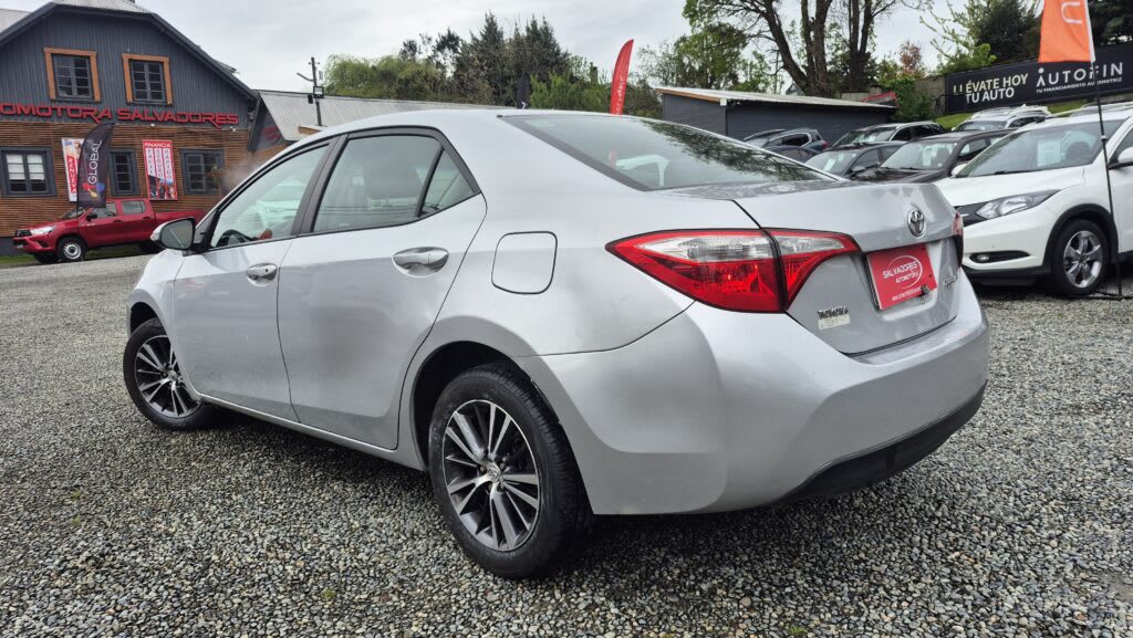 2015 TOYOTA COROLLA 1.8 Plata - Miniatura 3