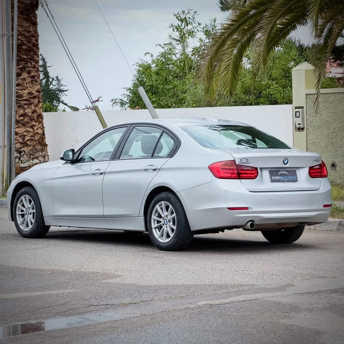 2015 BMW 320i - Miniatura 9