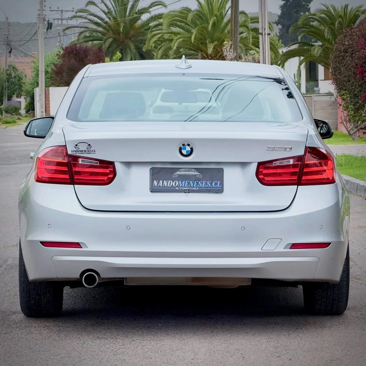 2015 BMW 320i - Miniatura 10