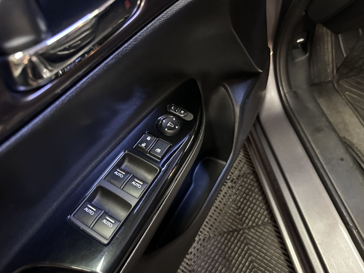 2017 Honda Accord 3.5 - Miniatura 8