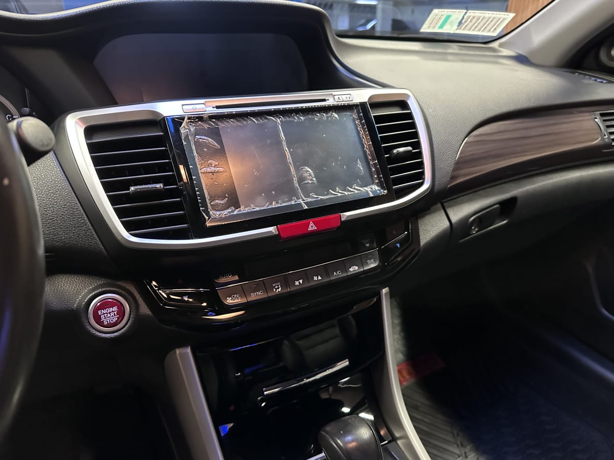 2017 Honda Accord 3.5 - Miniatura 9