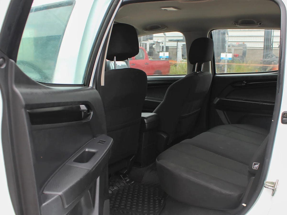 2019 Chevrolet D-Max 2.5 Blanco - Miniatura 10