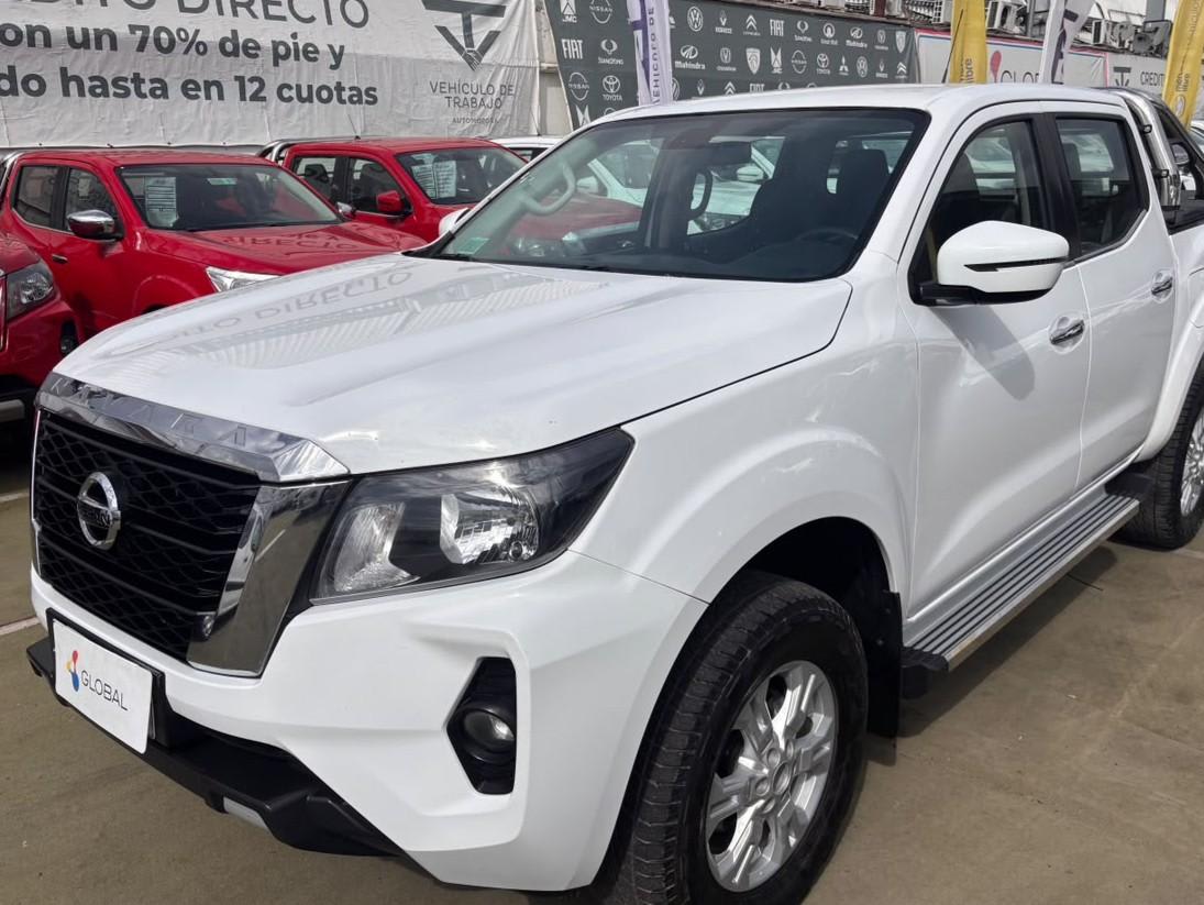 2023 Nissan Navara Blanco - Miniatura 2