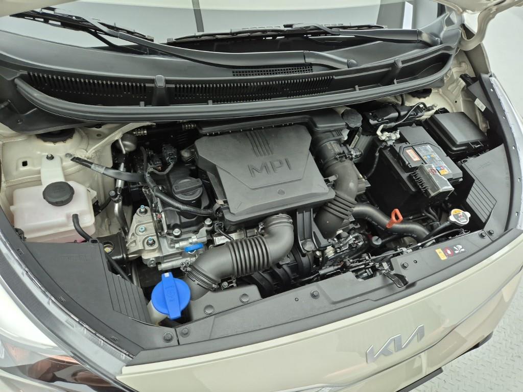 2023 KIA Morning Ref 428412 Gasoline Blanco - Miniatura 6