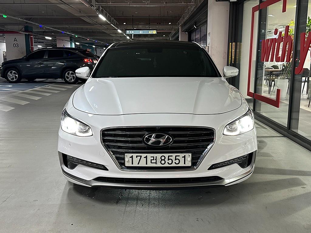 2018 Hyundai Grandeur IG Blanco - Miniatura 2
