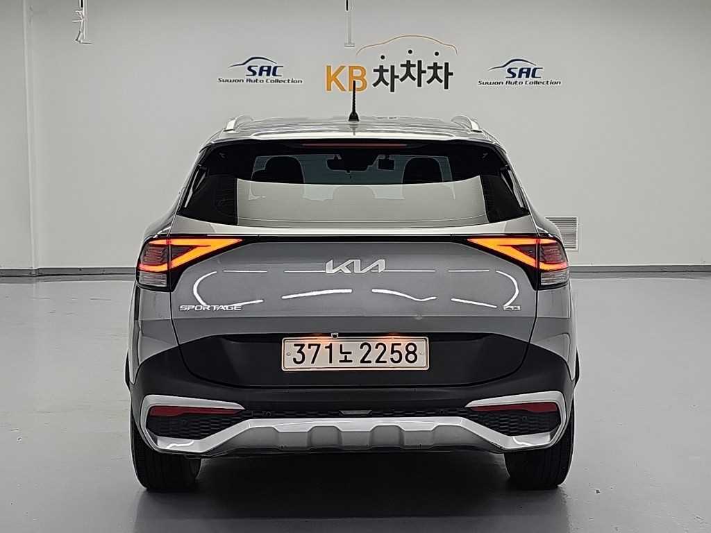 2022 Kia Sportage 2.0 Gris - Miniatura 3