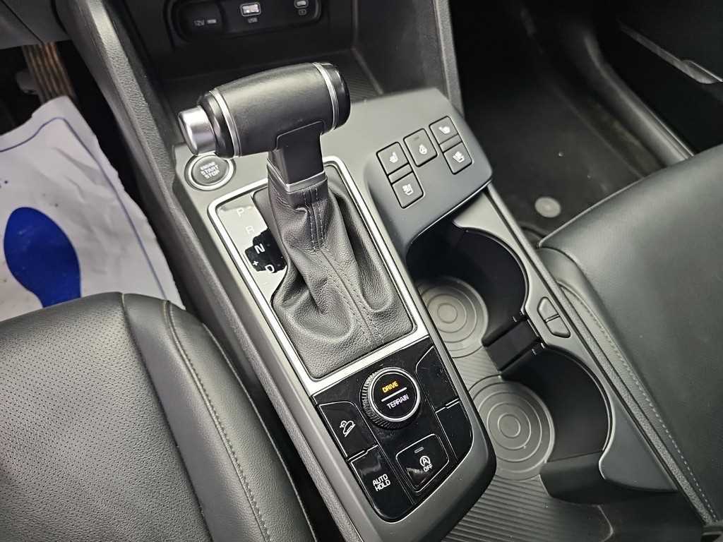 2022 Kia Sportage 2.0 Gris - Miniatura 8