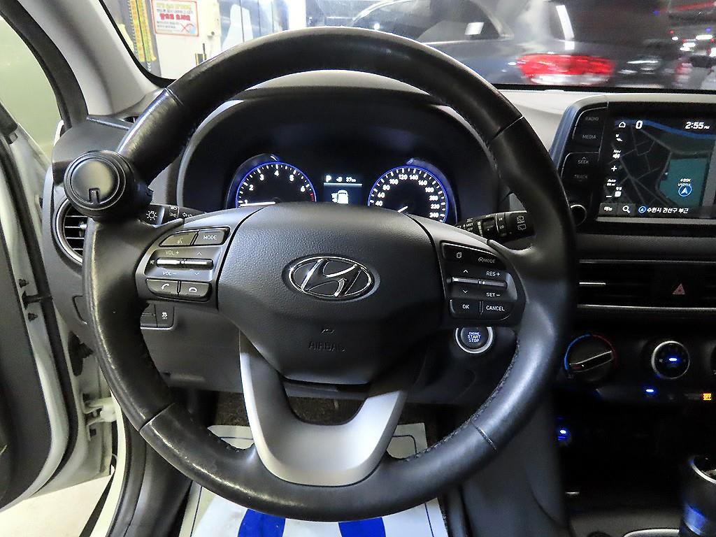 2018 Hyundai Kona 1.6 Blanco - Miniatura 8