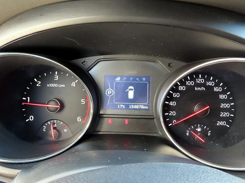 2018 Kia Carnival Diesel Blanco - Miniatura 10