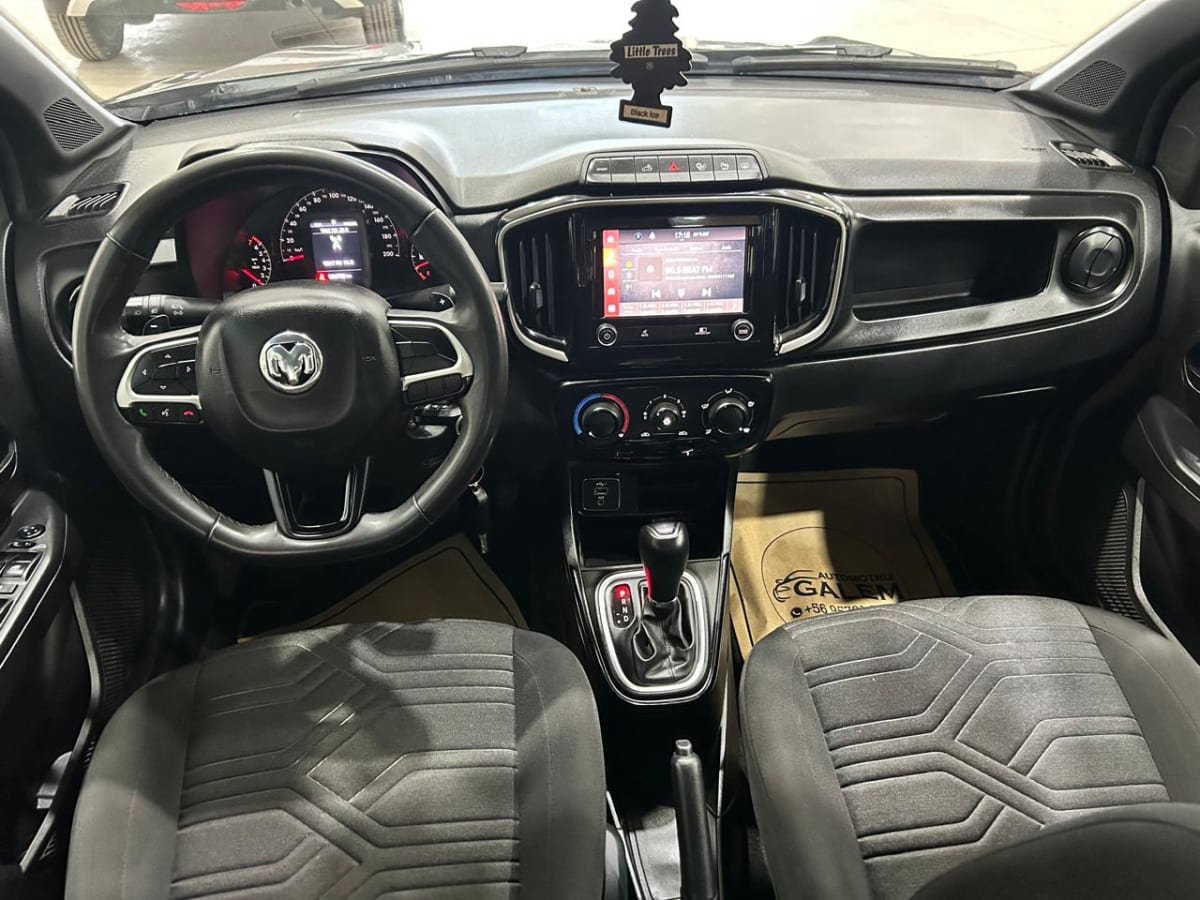 2024 RAM 700 Gris - Miniatura 10