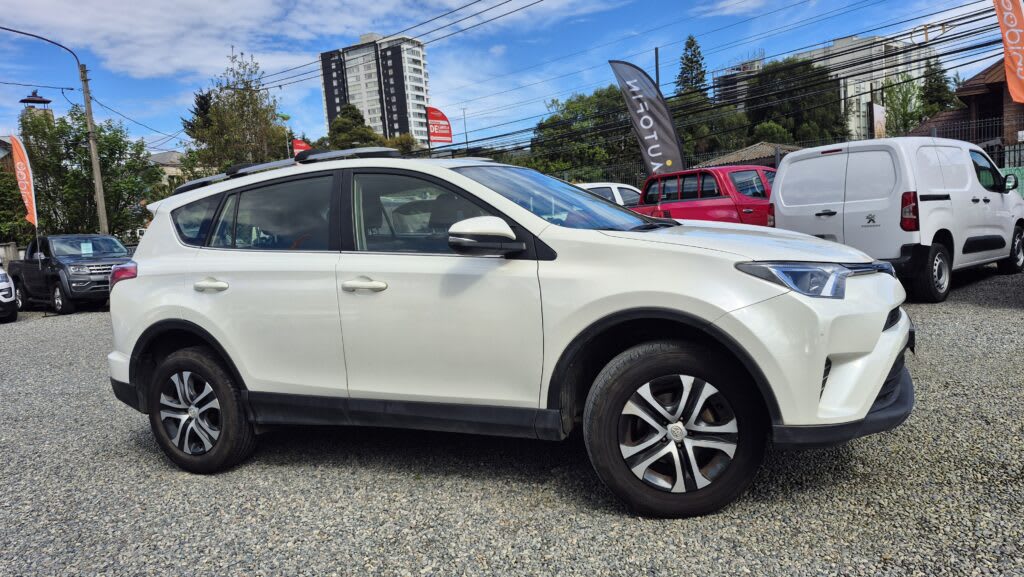 2018 TOYOTA RAV4 2.0 Blanco - Miniatura 6