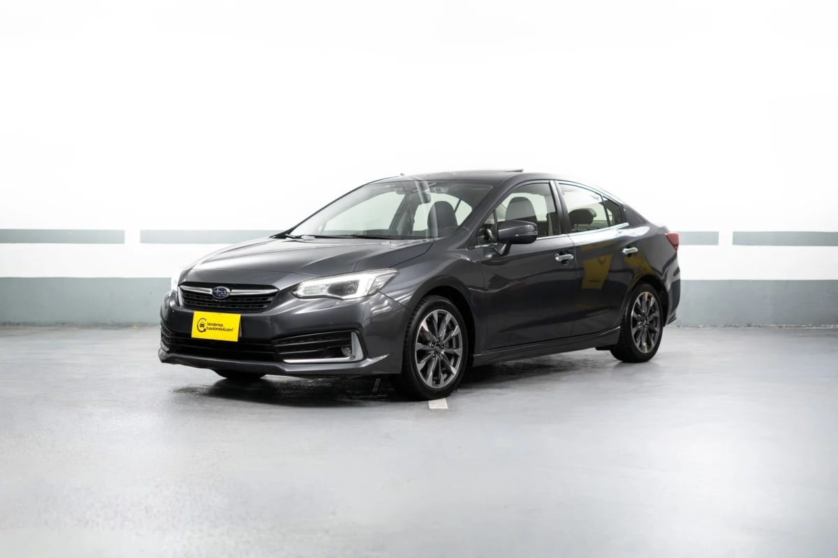 2021 Subaru Impreza 4X4 Gris - Miniatura 2