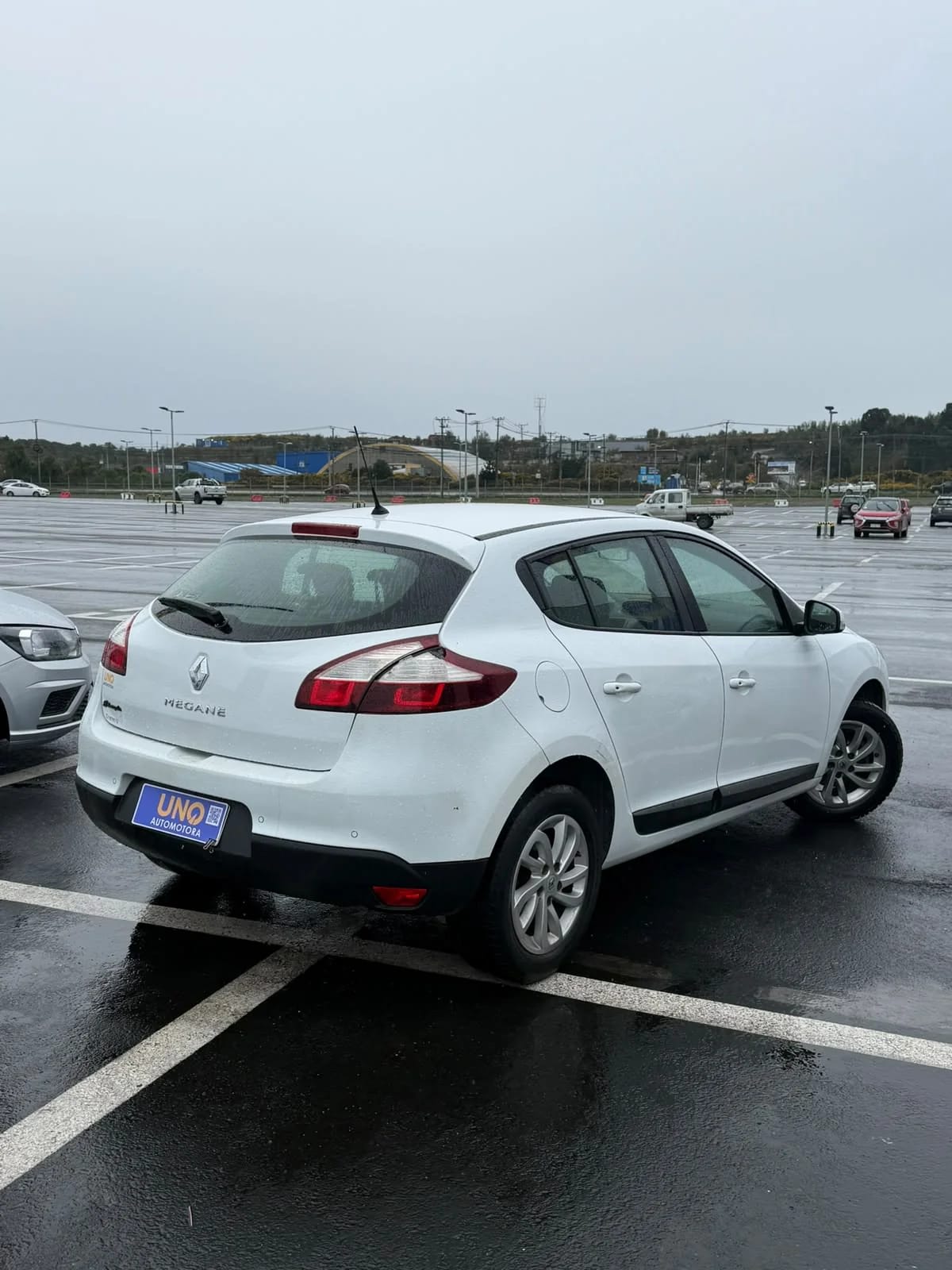 2016 Renault Megane - Miniatura 4