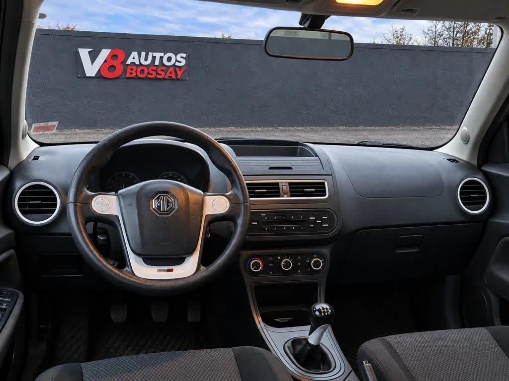 2013 MG 3 3 Rojo - Miniatura 7
