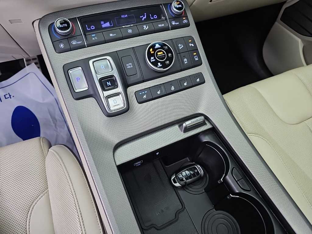 2021 Hyundai Palisade Diesel - Miniatura 8