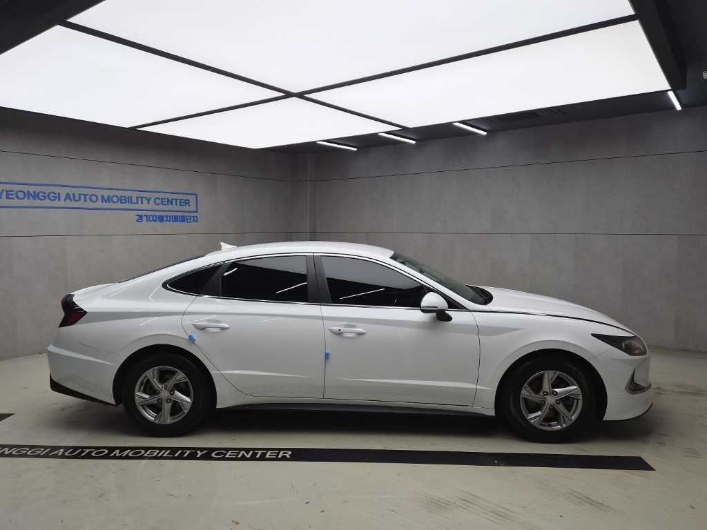 2020 Hyundai Sonata Ref 428628 Diesel Blanco - Miniatura 2