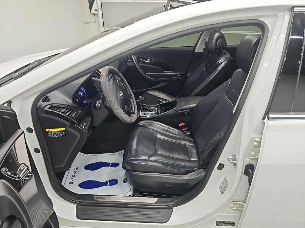 2015 Hyundai Grandeur Ref 428594 Diesel Blanco - Miniatura 9