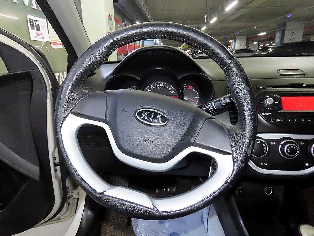 2012 KIA Morning Ref 428621 Gasoline Blanco - Miniatura 8