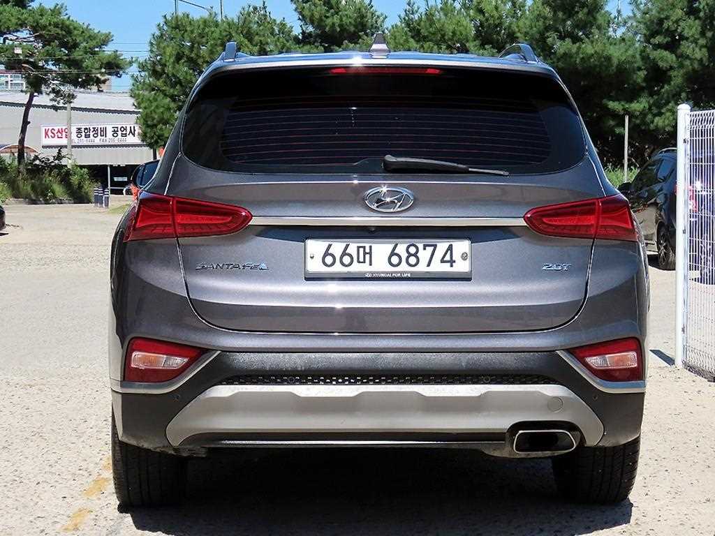 2019 Hyundai Santa Fe TM - Miniatura 4