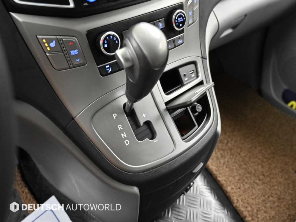 2017 Hyundai Starex Ref 428586 Diesel Amarillo - Miniatura 9
