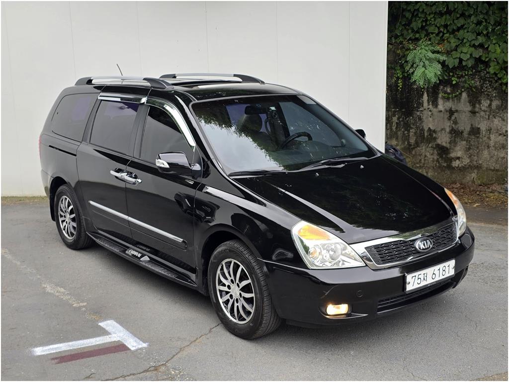 2013 KIA Carnival Ref 428578 Diesel Negro - Miniatura 3