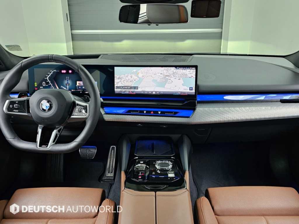 2025 BMW Serie 5 5 Series Ref 428627 Gasoline Negro - Imagen 1