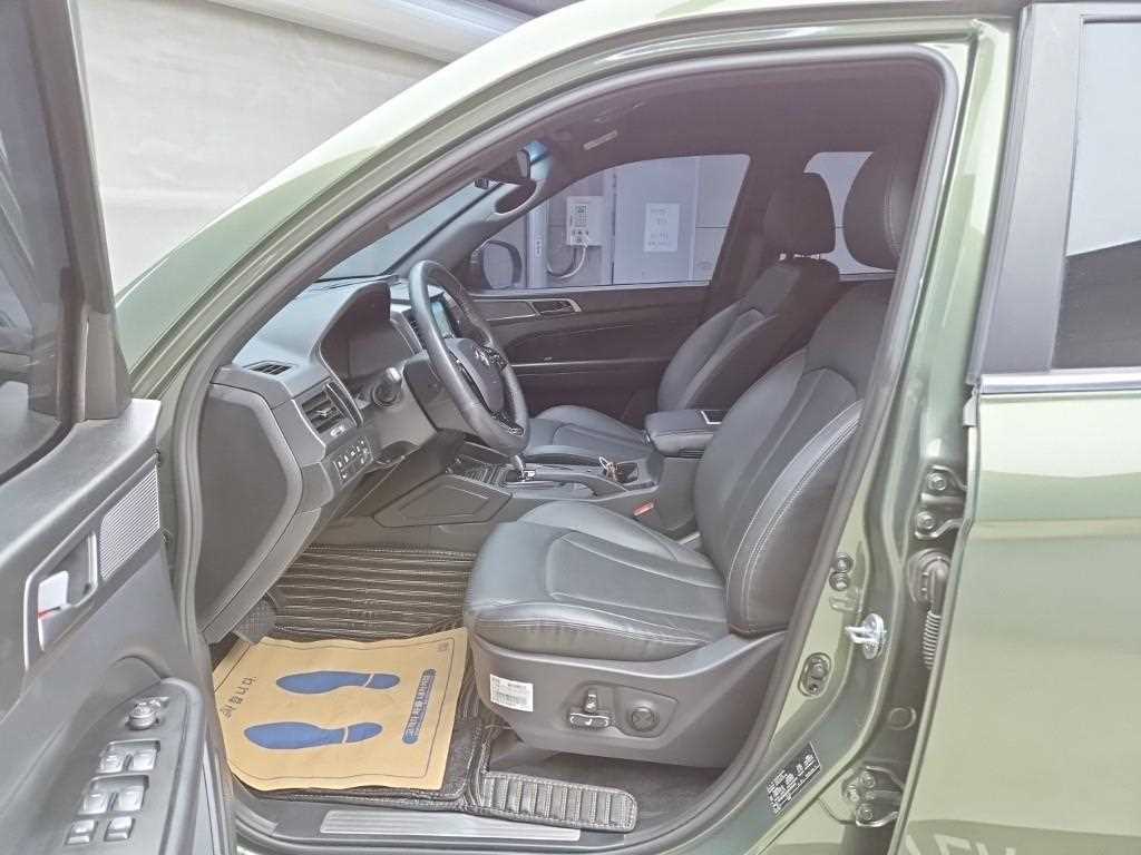 2022 SsangYong Rexton Ref 428611 Diesel Verde - Miniatura 5
