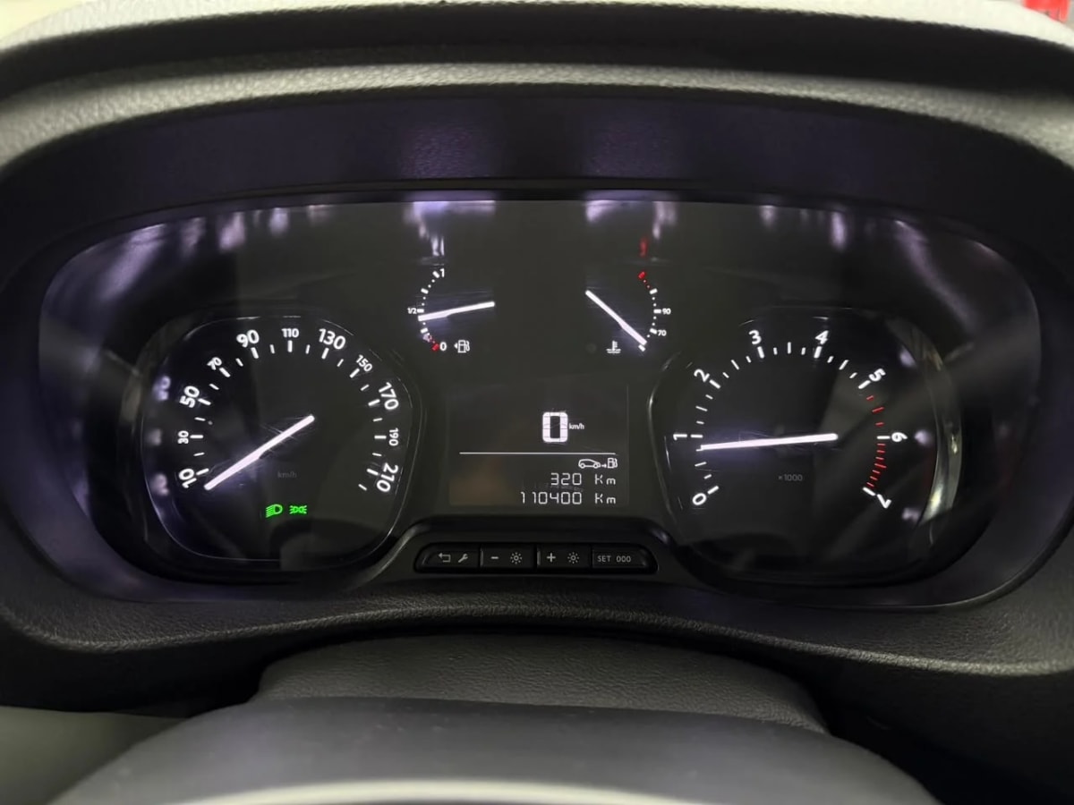 2024 Peugeot Expert 2.0 Blanco - Miniatura 8