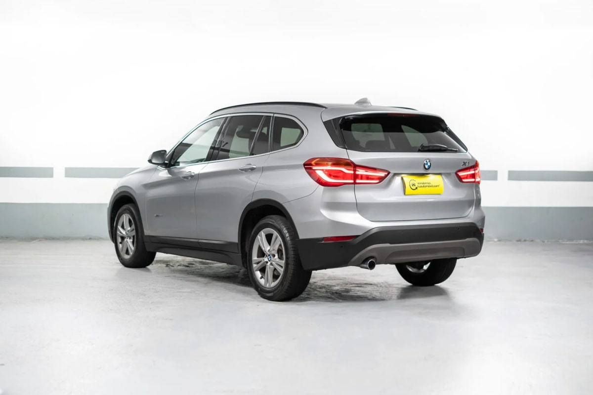2018 BMW X1 SDRIVE Plata - Miniatura 10