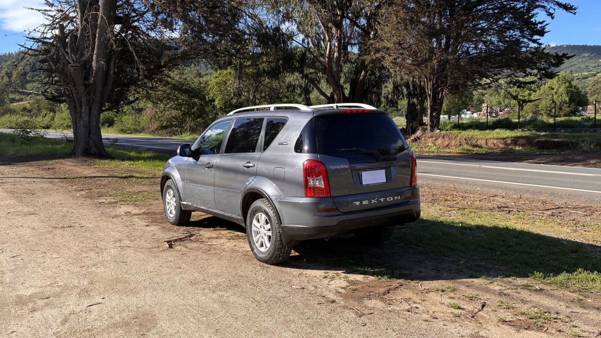 2017 SsangYong REXTON - Miniatura 7