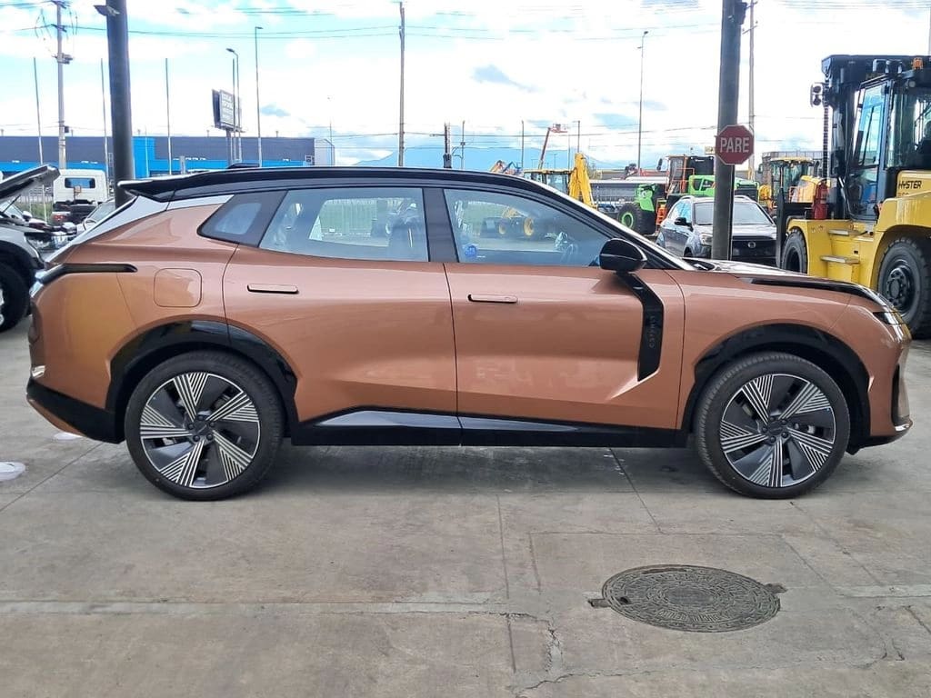 2027 LYNK&CO 08 HALO - Miniatura 5